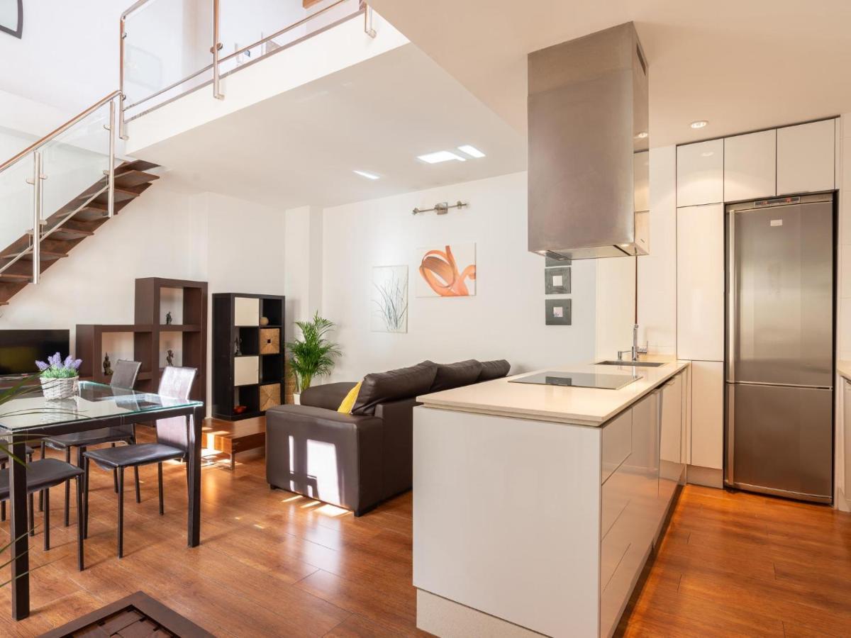 Lu&Cia Duplex City Center มาลากา ภายนอก รูปภาพ